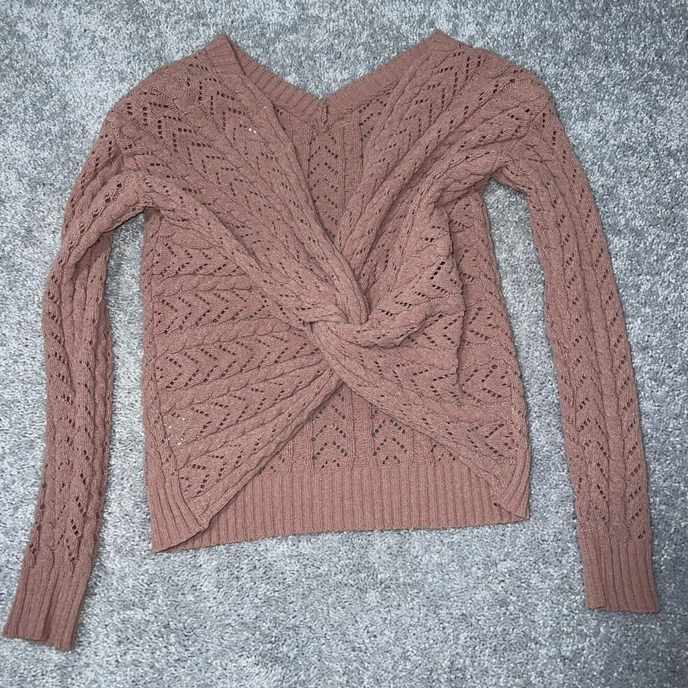 Jessica Simpson Tan Twist Back Sweater